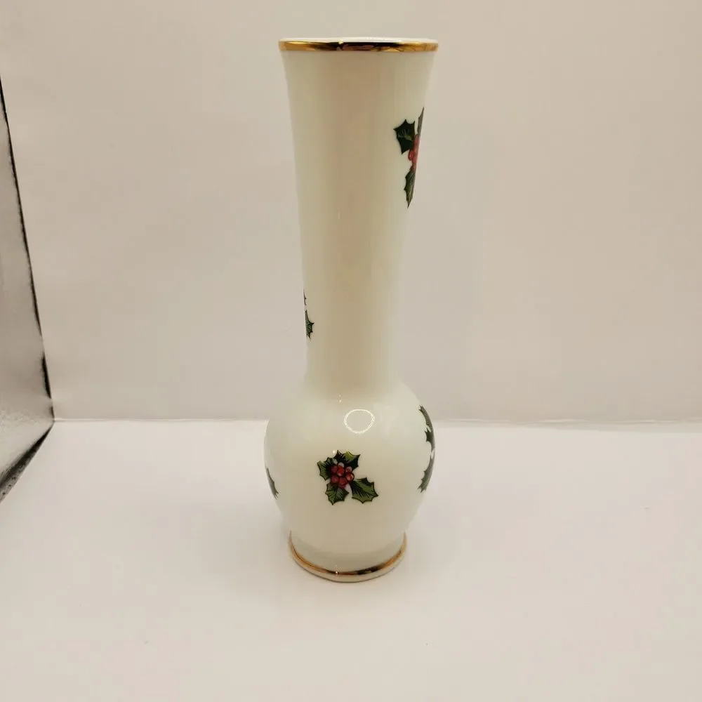 Lefton China Holly Christmas Bud Vase 6‎ 1/2